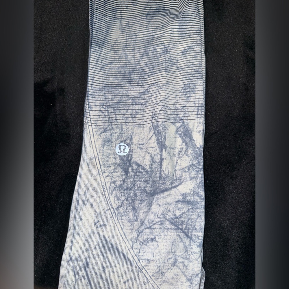 Lululemon Ebb to Train Tight Leggings